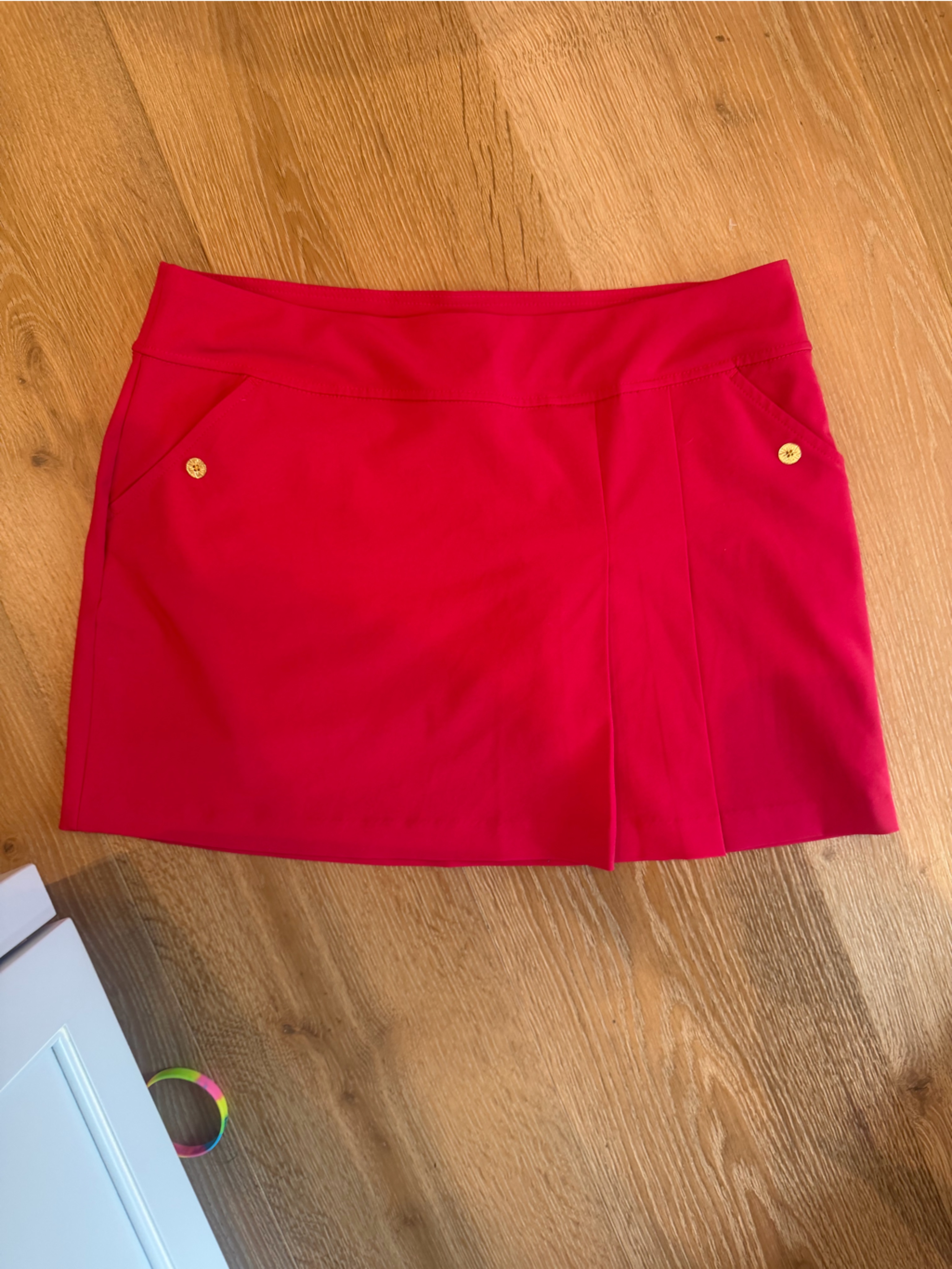 Lilly Pulitzer Bright Red Pencil Skort With Gold Accent Buttons